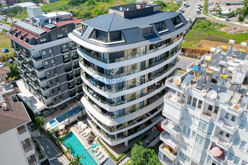 1+1 apartment in the center of Alanya — furniture, mountain view, 250 meters from Cleopatra beach 5