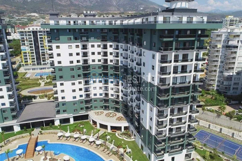 Apartment in Alanya — hotel-format complex, 550 meters from the sea, Mahmutlar district 8 