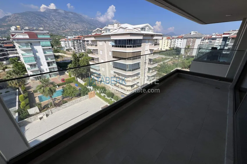 Kupuj Dwupoziomowy penthouse 2+1 przy plaży w Alanya, dzielnica Kestel 14