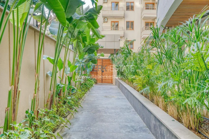 1+1 apartment in the center of Alanya — furniture, mountain view, 250 meters from Cleopatra beach 9