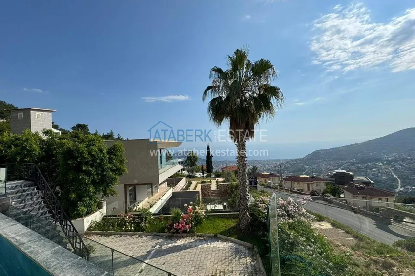 Villa in Alanya, Bektash district - with panoramic views, property under a residence permit 12