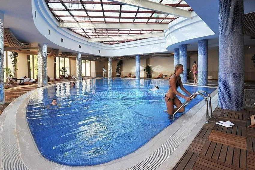 1+1 apartment in Alanya — furniture, famous resort-style, Mahmutlar district 26 