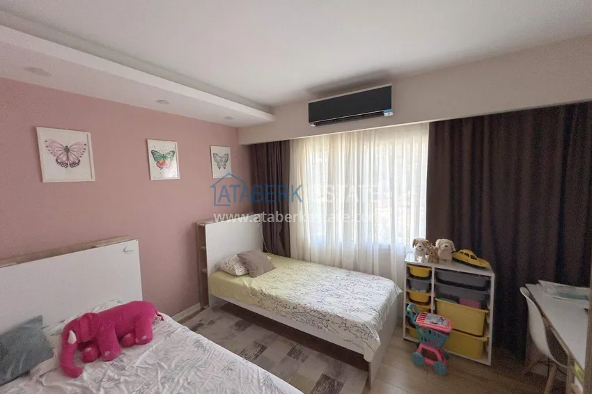 Purchase 3+1 apartment in Alanya, Mahmutlar district — linear with furniture and panoramic views of the sea and mountains 7 