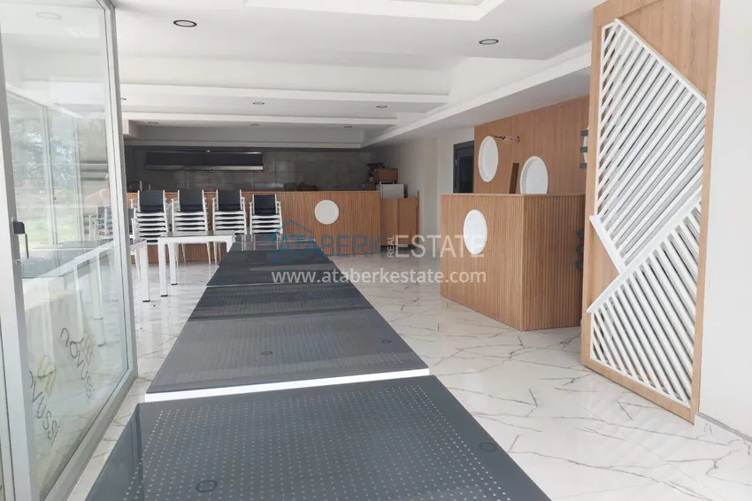 Apartament pod klucz z 1 sypialnią i przeszklonym balkonem w Alanya w dzielnicy Avsallar. Dostępna jest rata 28