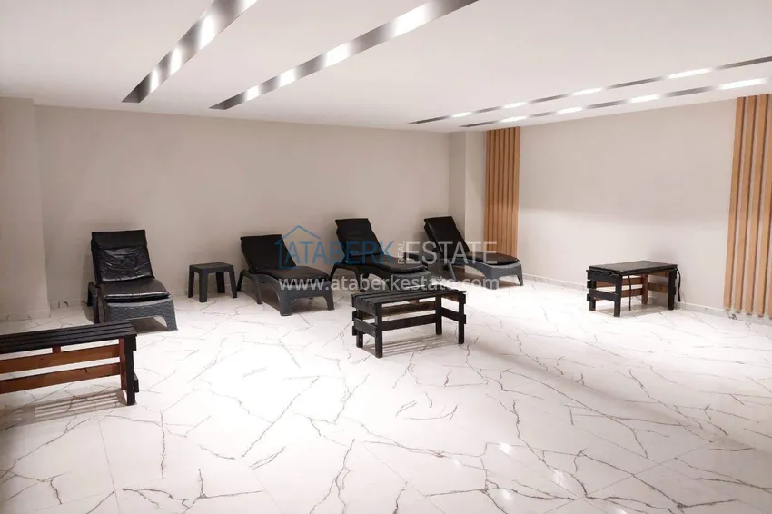 Apartament pod klucz z 1 sypialnią i przeszklonym balkonem w Alanya w dzielnicy Avsallar. Dostępna jest rata 32