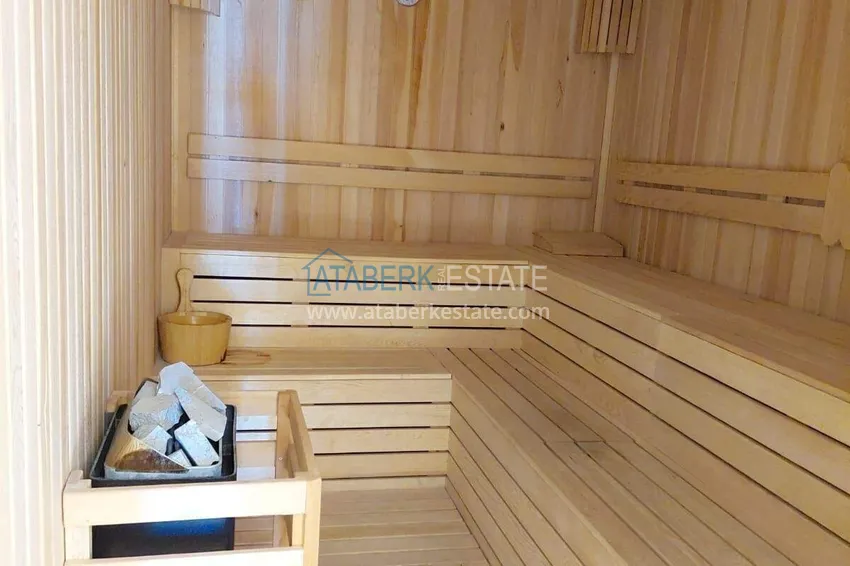 Apartament pod klucz z 1 sypialnią i przeszklonym balkonem w Alanya w dzielnicy Avsallar. Dostępna jest rata 38
