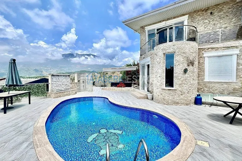5+1 furnished villa in Alanya, Kargicak district 2 