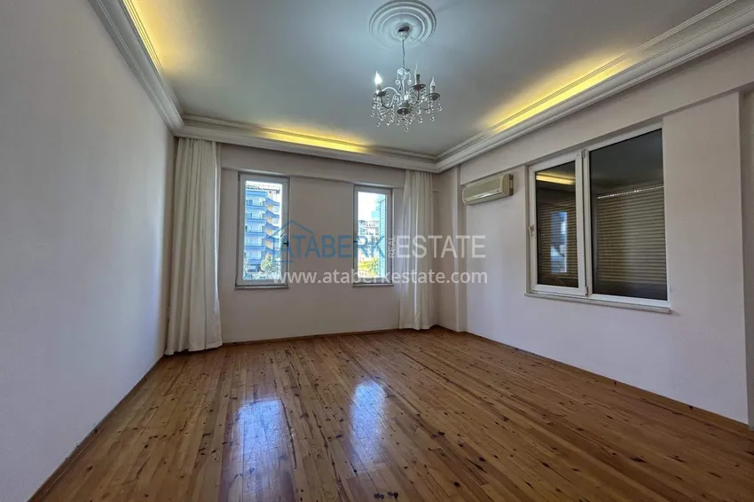 Purchase 3+1 single-level apartment in Alanya - the first coastal area of Tosmur 13 