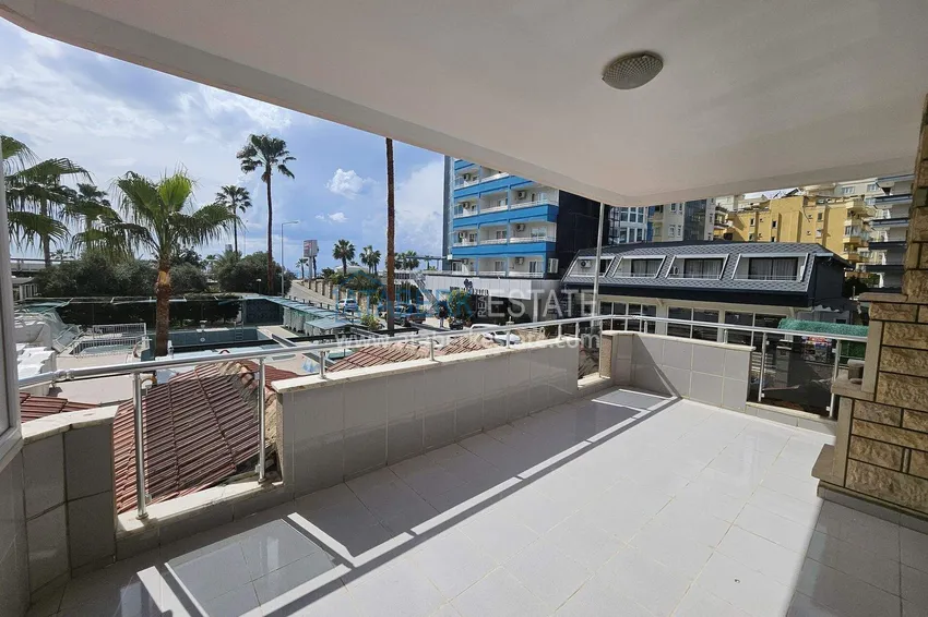 Purchase 3+1 single-level apartment in Alanya - the first coastal area of Tosmur 20 