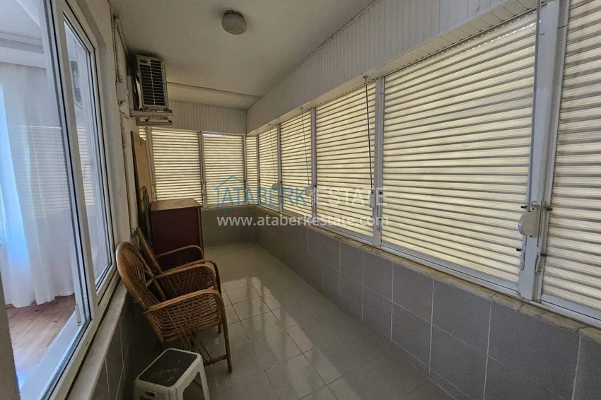 Purchase 3+1 single-level apartment in Alanya - the first coastal area of Tosmur 24 